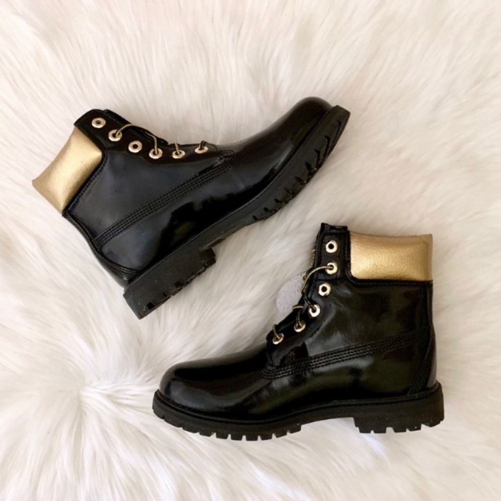 Timberland Premium 6” Black Patent Leather Boots - Picture 5 of 8